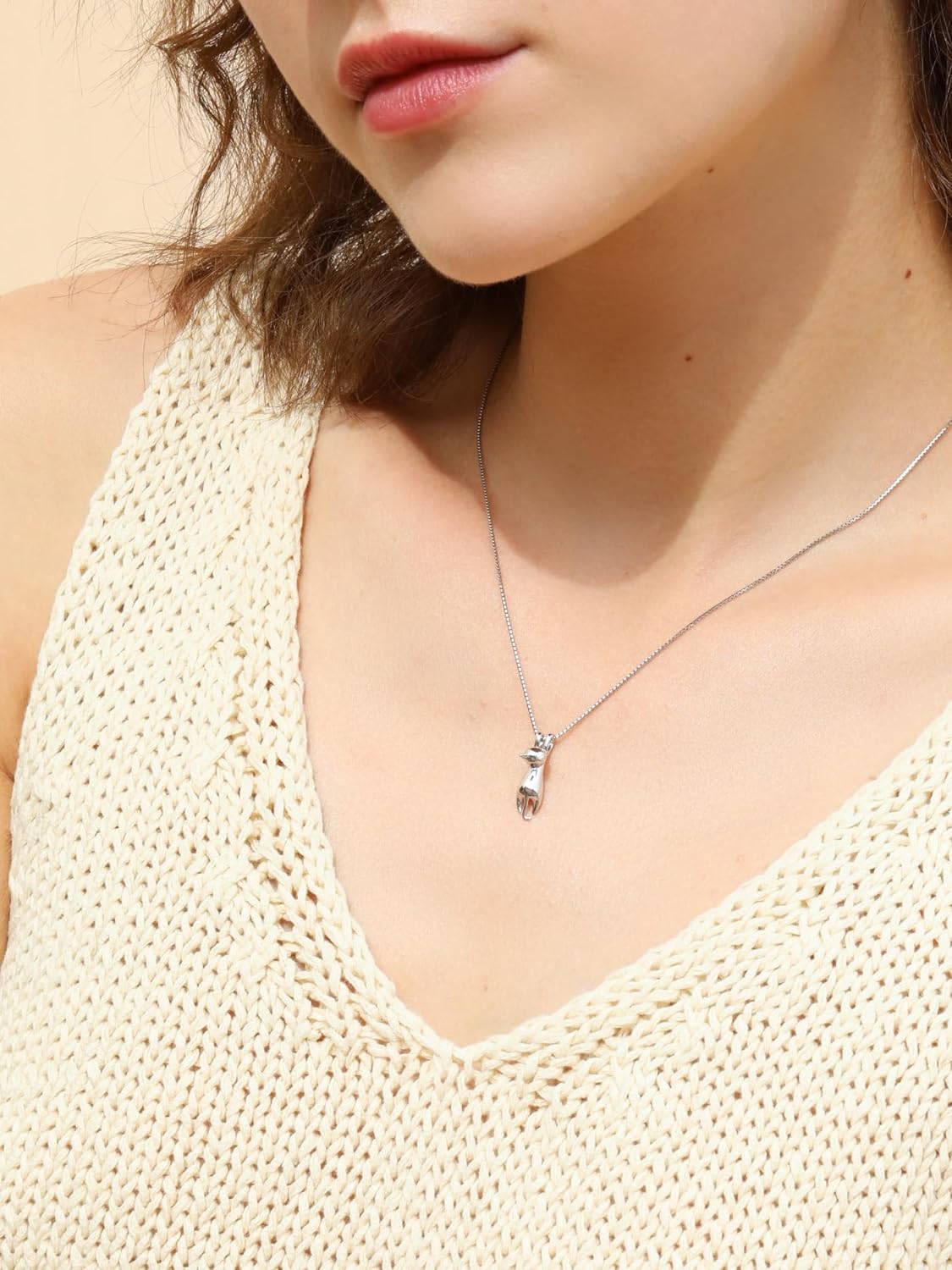 Sterling Silver Cat Necklaces Jewelry for Women Gifts for Cat Lady Lovers Cat Pendant Collarbone Necklace